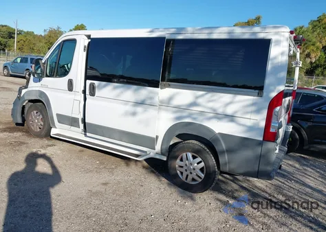 2017 Ram Promaster 1500 Low Roof 136 Wb z USA, uszkodzony, nr VIN 3C6TRVAG6HE516093